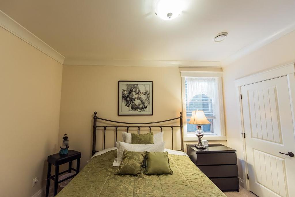 Grace Homestay White Rock