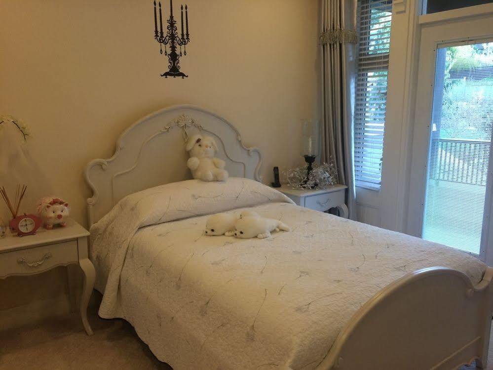 Grace Homestay White Rock